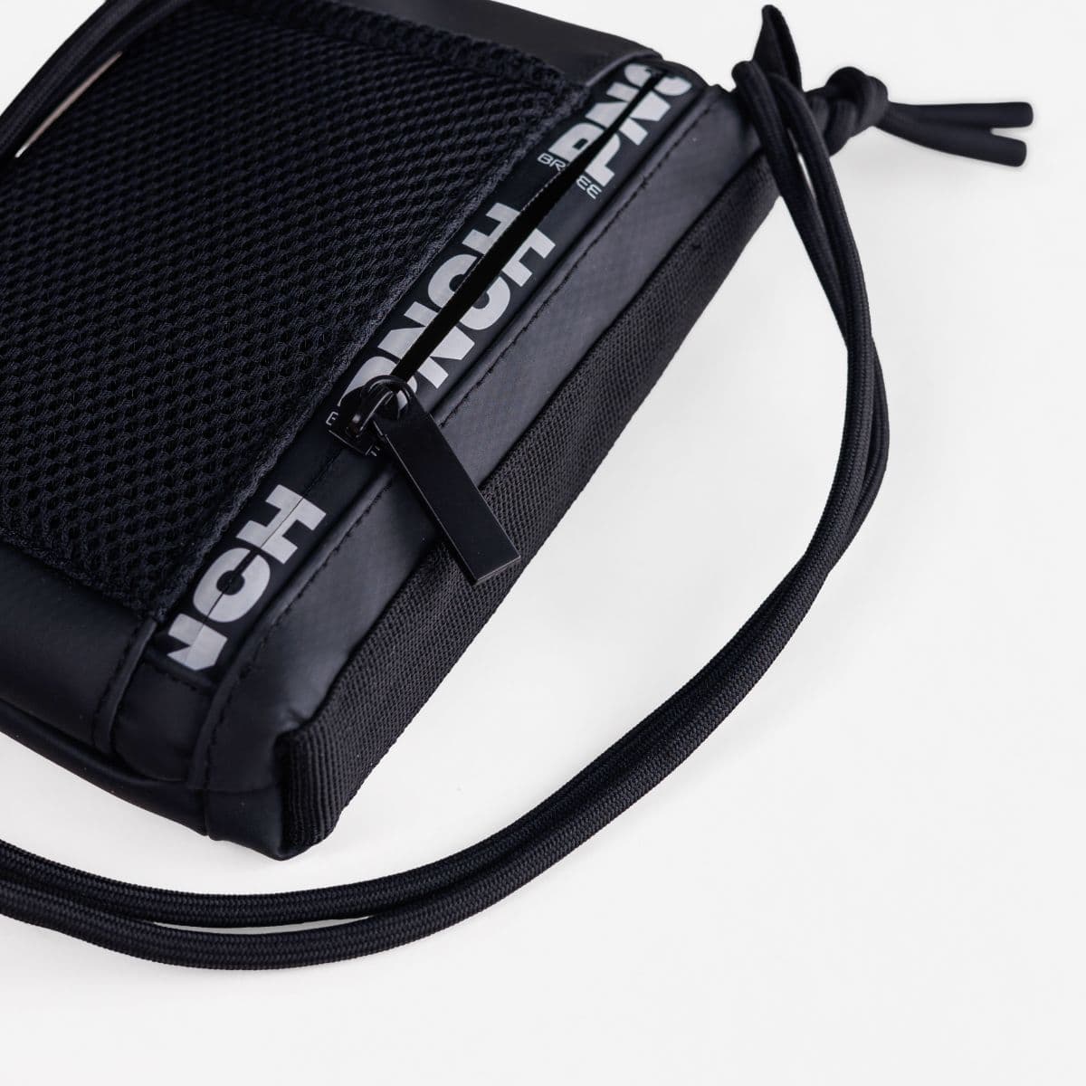 Mobile Pouch Lightweight, PNCHAIR8 — Black