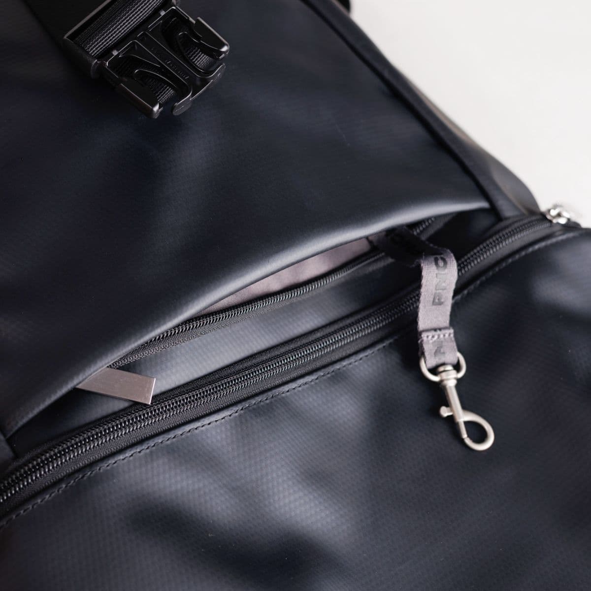 PNCH92 — Black